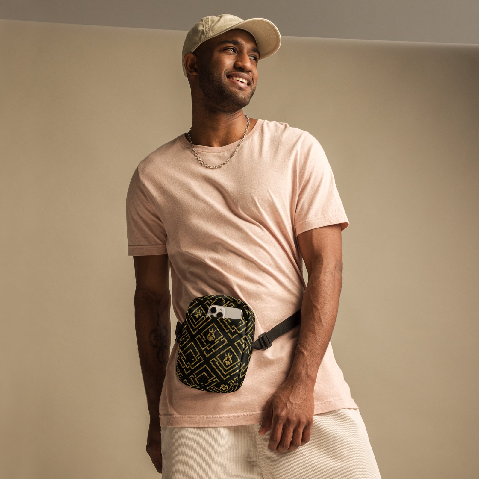 DaKahree Royal Labyrinth – Utility crossbody bag – Black & Gold - Image 7