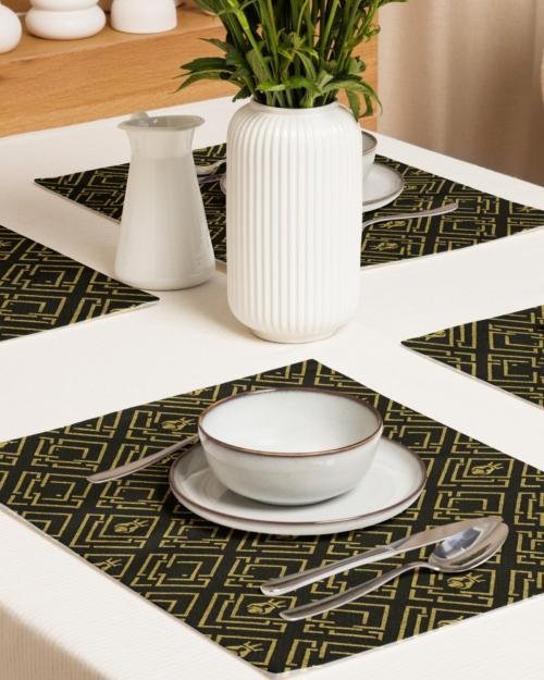 DaKahree Royal Labyrinth – Placemat Set – Black & Gold